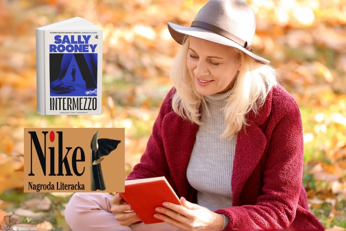 Kobieta w kapeluszu czerwonym płaszczu czyta książkę w parku, z lewej wmontowane: okładka książki i logo nagrody Nike