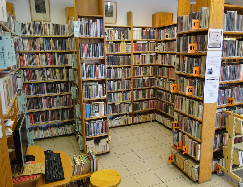 Katalog i regały