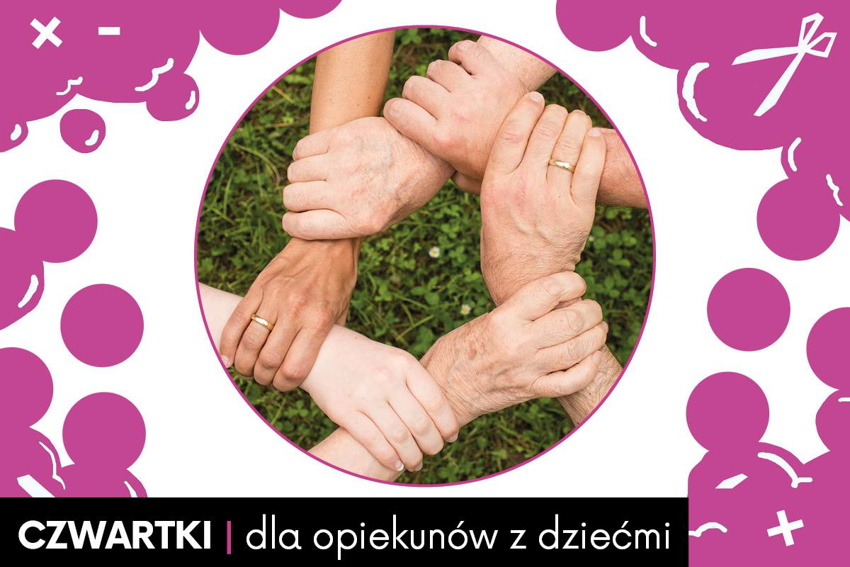 Zdjęcie dłoni dorosłych w okręgu. Dookoła różowe chmurki z ikonami i piktogramami.