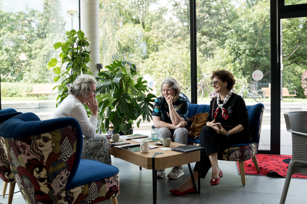 Kącik czytelniczy w punkcie bibliotecznym nr 45