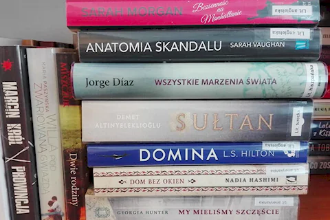 Stos książek.