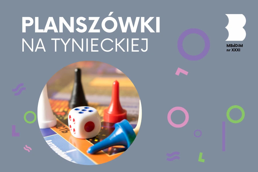 W kółku fragment planszy, na której znajdują się cztery pionki i sześciościenna kostka.
