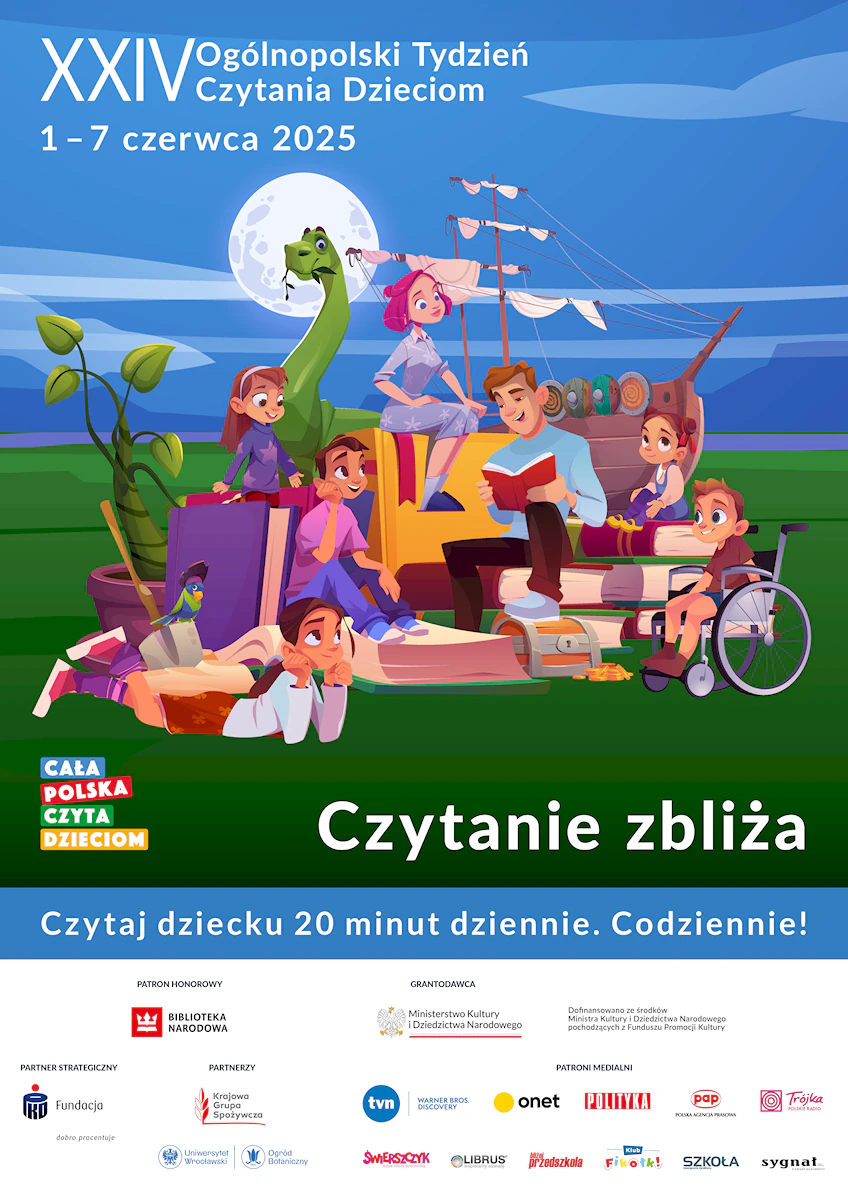 Rysunek rodziny, gdzie na łonie natury ojciec czyta dzieciom książkę w czerwonej oprawie. W tle statek, dinozaur i Księżyc w pełni.