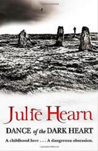 Okładka książki Dance of the dark heart / Julie Hearn.