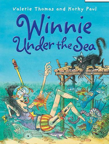Okładka książki Winnie under the sea / [text] Valerie Thomas and [ill.] Korky Paul.