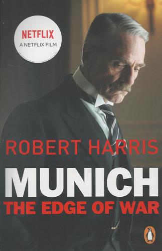 Okładka książki Munich: the edge of war / Robert Harris.