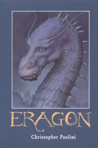 Okładka książki Eragon / Christopher Paolini ; przełożyła Paulina Braiter.